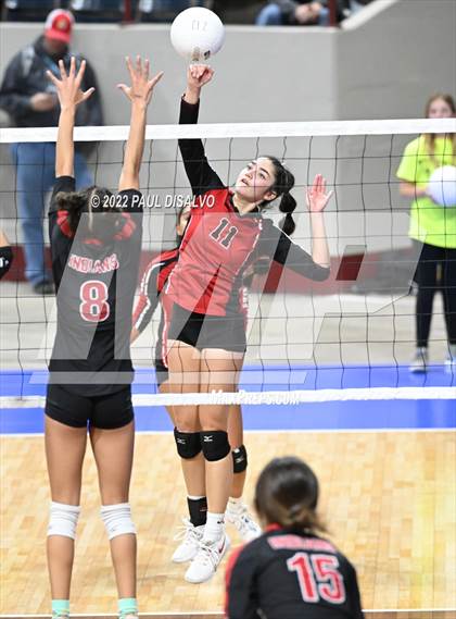Thumbnail 2 in Strasburg vs. Hoehne (CHSAA 2A 1st Round) photogallery.