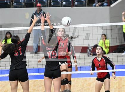 Thumbnail 1 in Strasburg vs. Hoehne (CHSAA 2A 1st Round) photogallery.