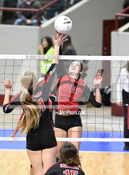 Thumbnail 2 in Strasburg vs. Hoehne (CHSAA 2A 1st Round) photogallery.