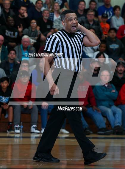 Thumbnail 2 in Cathedral @ Camarillo photogallery.