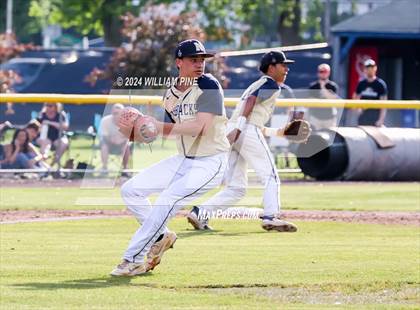 Thumbnail 2 in Kingston vs Newburgh Free Academy (NYSPHSAA Section 9 AAA Final) photogallery.
