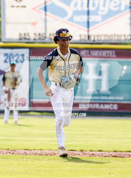 Thumbnail 3 in Kingston vs Newburgh Free Academy (NYSPHSAA Section 9 AAA Final) photogallery.