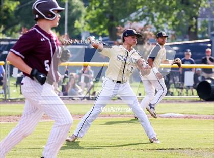Thumbnail 2 in Kingston vs Newburgh Free Academy (NYSPHSAA Section 9 AAA Final) photogallery.