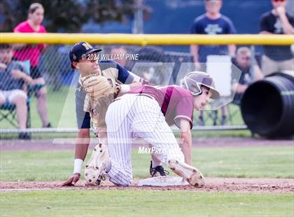 Thumbnail 2 in Kingston vs Newburgh Free Academy (NYSPHSAA Section 9 AAA Final) photogallery.