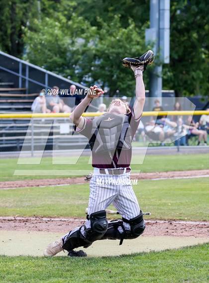 Thumbnail 3 in Kingston vs Newburgh Free Academy (NYSPHSAA Section 9 AAA Final) photogallery.