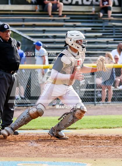 Thumbnail 2 in Kingston vs Newburgh Free Academy (NYSPHSAA Section 9 AAA Final) photogallery.