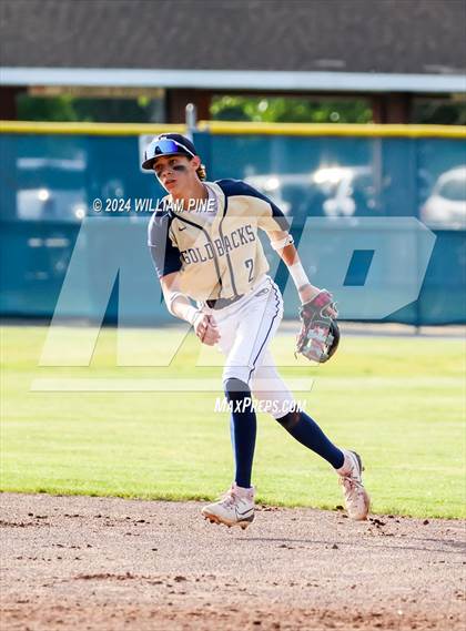 Thumbnail 2 in Kingston vs Newburgh Free Academy (NYSPHSAA Section 9 AAA Final) photogallery.