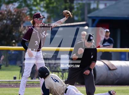 Thumbnail 2 in Kingston vs Newburgh Free Academy (NYSPHSAA Section 9 AAA Final) photogallery.