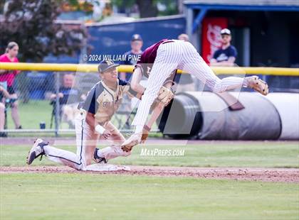 Thumbnail 2 in Kingston vs Newburgh Free Academy (NYSPHSAA Section 9 AAA Final) photogallery.