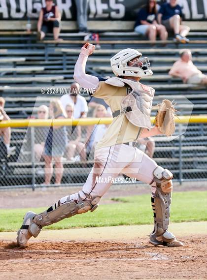 Thumbnail 3 in Kingston vs Newburgh Free Academy (NYSPHSAA Section 9 AAA Final) photogallery.
