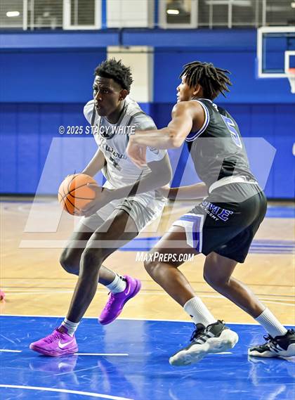 Thumbnail 1 in Riviera Prep v DME Academy (IMG Ascender Classic) photogallery.
