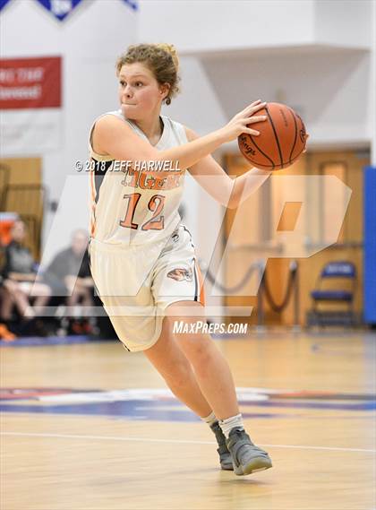 Thumbnail 2 in Garfield vs. Newton Falls (OHSAA Division III District Semifinal) photogallery.