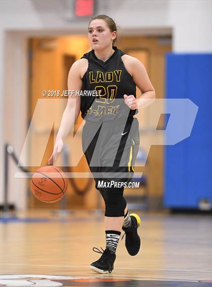 Thumbnail 3 in Garfield vs. Newton Falls (OHSAA Division III District Semifinal) photogallery.