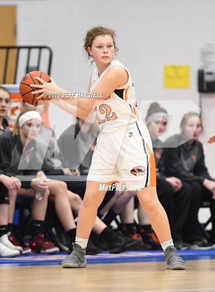 Thumbnail 2 in Garfield vs. Newton Falls (OHSAA Division III District Semifinal) photogallery.