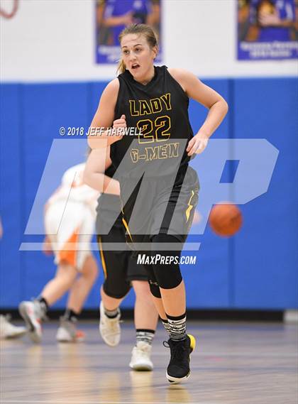 Thumbnail 3 in Garfield vs. Newton Falls (OHSAA Division III District Semifinal) photogallery.