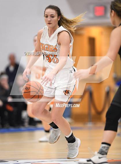 Thumbnail 2 in Garfield vs. Newton Falls (OHSAA Division III District Semifinal) photogallery.