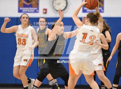 Thumbnail 3 in Garfield vs. Newton Falls (OHSAA Division III District Semifinal) photogallery.