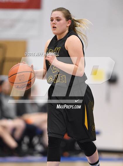 Thumbnail 1 in Garfield vs. Newton Falls (OHSAA Division III District Semifinal) photogallery.