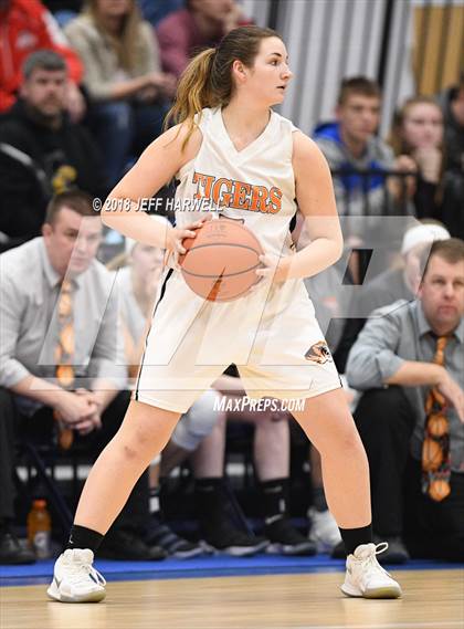 Thumbnail 2 in Garfield vs. Newton Falls (OHSAA Division III District Semifinal) photogallery.