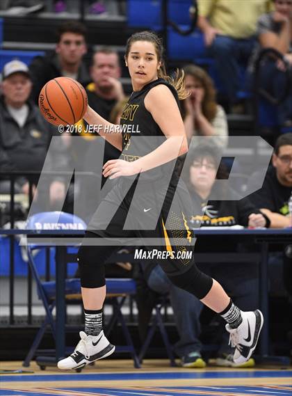 Thumbnail 2 in Garfield vs. Newton Falls (OHSAA Division III District Semifinal) photogallery.