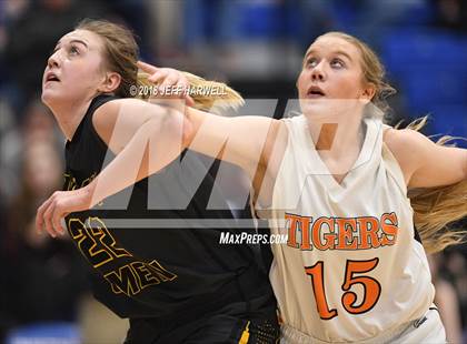 Thumbnail 1 in Garfield vs. Newton Falls (OHSAA Division III District Semifinal) photogallery.