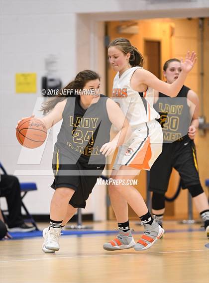 Thumbnail 2 in Garfield vs. Newton Falls (OHSAA Division III District Semifinal) photogallery.
