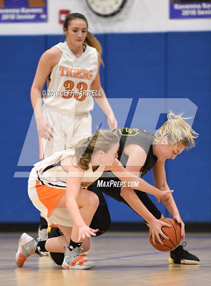 Thumbnail 3 in Garfield vs. Newton Falls (OHSAA Division III District Semifinal) photogallery.