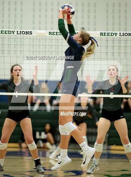 Thumbnail 2 in Liberty vs Reedy photogallery.