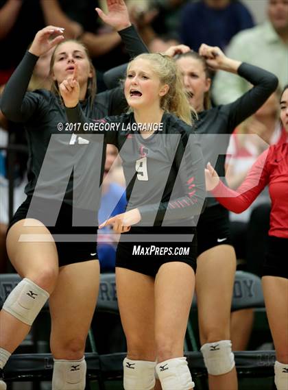 Thumbnail 2 in Liberty vs Reedy photogallery.