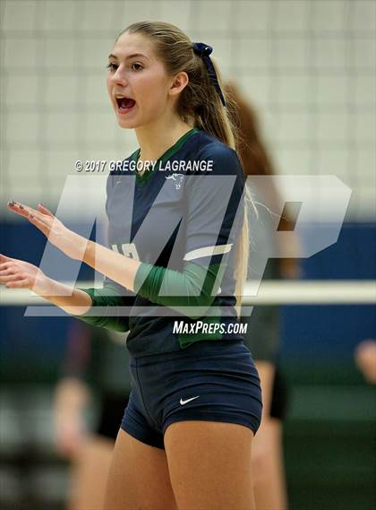 Thumbnail 2 in Liberty vs Reedy photogallery.