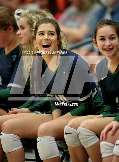 Thumbnail 2 in Liberty vs Reedy photogallery.