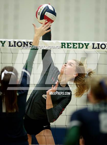 Thumbnail 2 in Liberty vs Reedy photogallery.