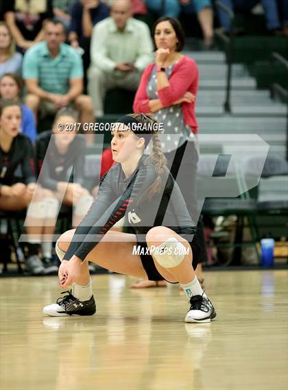 Thumbnail 3 in Liberty vs Reedy photogallery.
