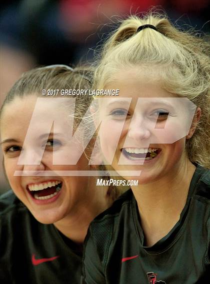 Thumbnail 3 in Liberty vs Reedy photogallery.