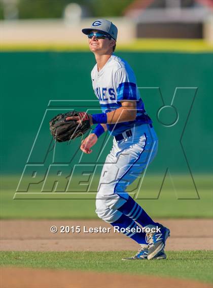 Thumbnail 2 in Georgetown vs. Calallen (5A Regional Final) photogallery.