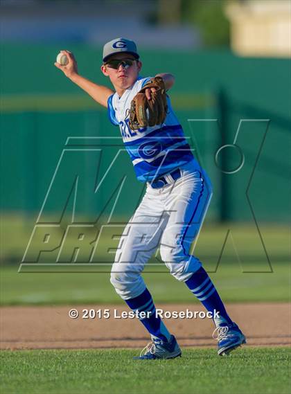 Thumbnail 3 in Georgetown vs. Calallen (5A Regional Final) photogallery.