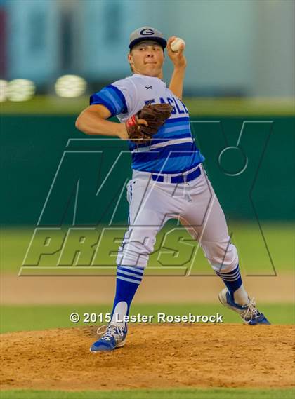 Thumbnail 1 in Georgetown vs. Calallen (5A Regional Final) photogallery.