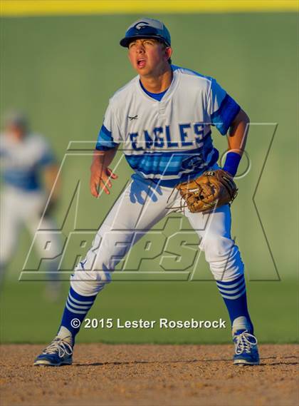 Thumbnail 1 in Georgetown vs. Calallen (5A Regional Final) photogallery.