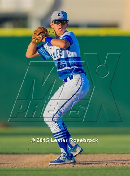 Thumbnail 3 in Georgetown vs. Calallen (5A Regional Final) photogallery.