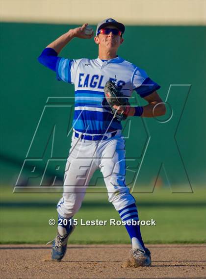 Thumbnail 1 in Georgetown vs. Calallen (5A Regional Final) photogallery.