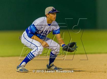 Thumbnail 2 in Georgetown vs. Calallen (5A Regional Final) photogallery.