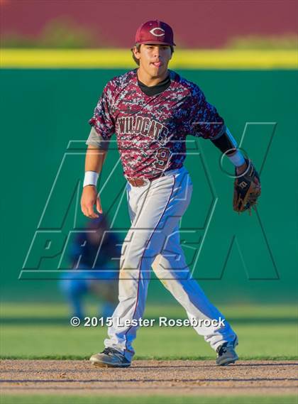 Thumbnail 2 in Georgetown vs. Calallen (5A Regional Final) photogallery.