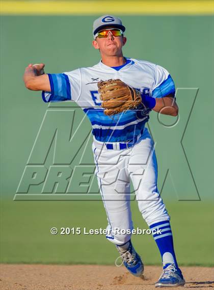 Thumbnail 1 in Georgetown vs. Calallen (5A Regional Final) photogallery.
