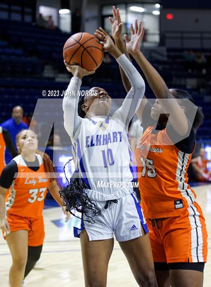 Thumbnail 2 in Fort Wayne Northrop vs. Elkhart (PSM Holiday Shootout) photogallery.
