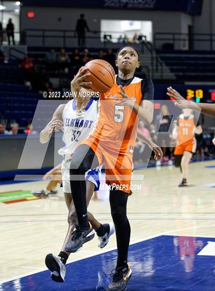 Thumbnail 2 in Fort Wayne Northrop vs. Elkhart (PSM Holiday Shootout) photogallery.