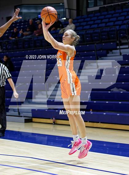 Thumbnail 3 in Fort Wayne Northrop vs. Elkhart (PSM Holiday Shootout) photogallery.
