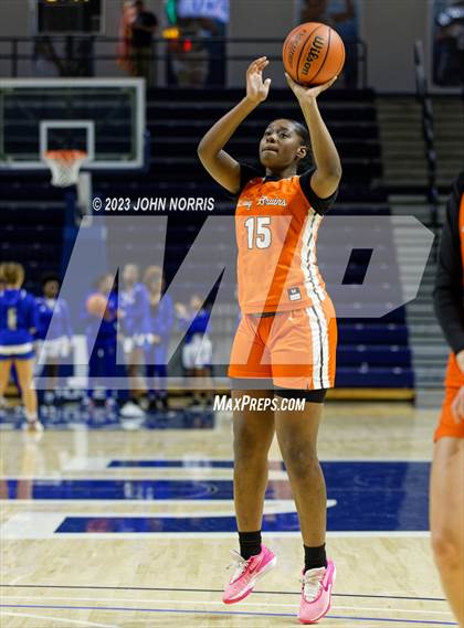 Thumbnail 3 in Fort Wayne Northrop vs. Elkhart (PSM Holiday Shootout) photogallery.