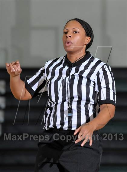 Thumbnail 1 in Justin-Siena vs. American Canyon (Ram Jam Winter Classic) photogallery.