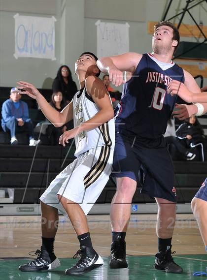 Thumbnail 3 in Justin-Siena vs. American Canyon (Ram Jam Winter Classic) photogallery.