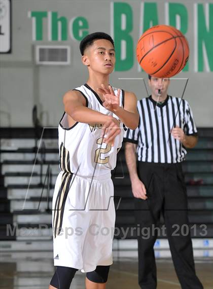 Thumbnail 2 in Justin-Siena vs. American Canyon (Ram Jam Winter Classic) photogallery.